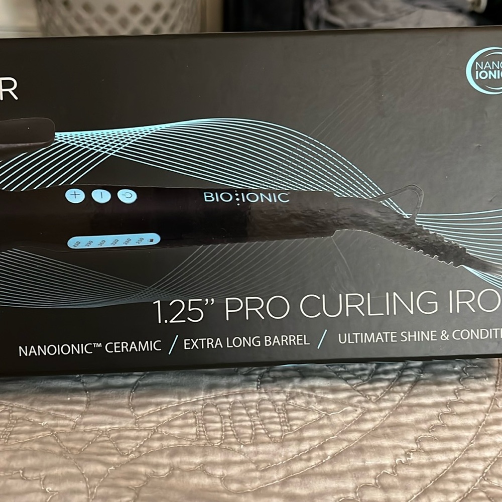 BIO IONIC LONG BARREL STYLER NEW